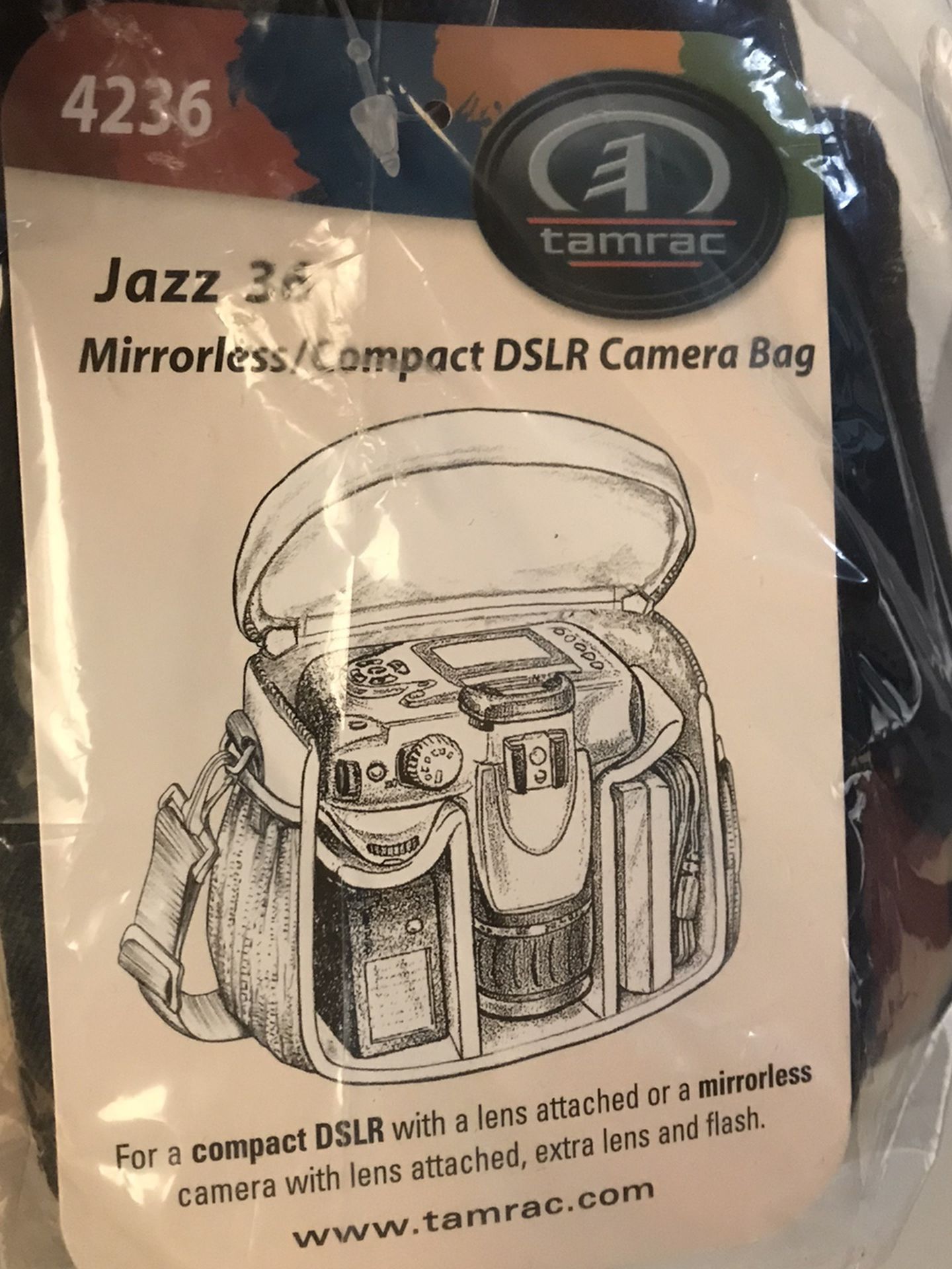 New In Package Tamrac Jazz 36 Mirrorless Compact DSLR Camera Bag