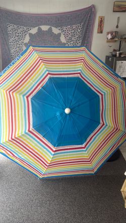 Nautica 7ft Brand New Beach Umbrella