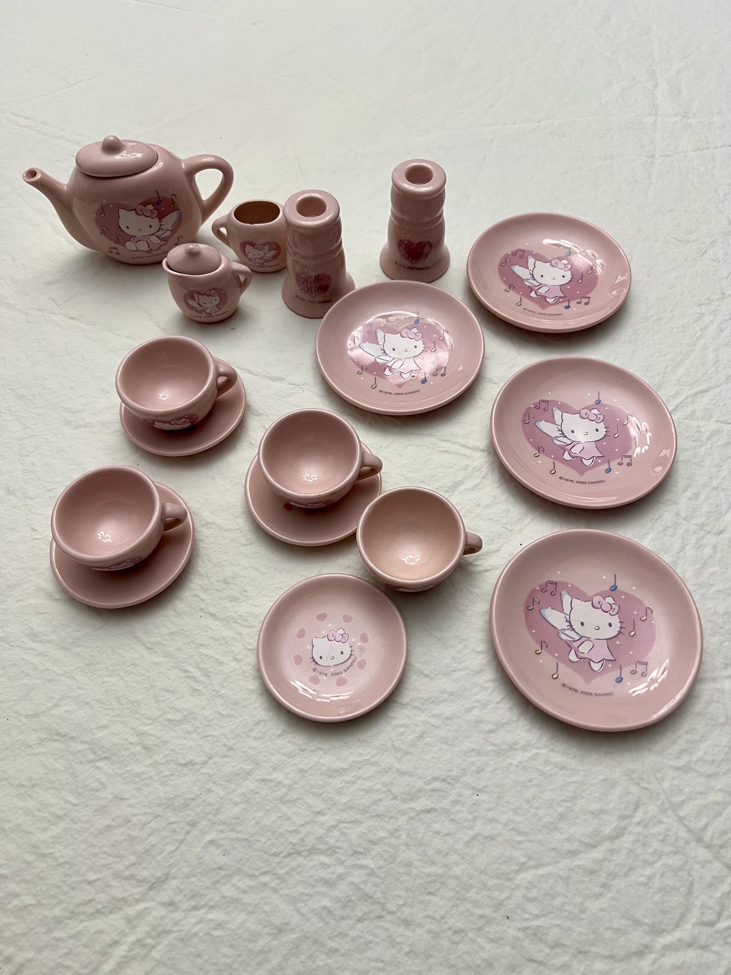 Hello Kitty Tea Set
