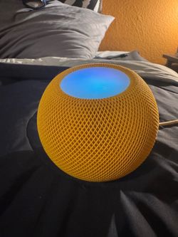 Apple HomePod mini- yellow
