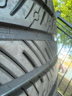 Michelin Pilot Sport All Season 4 Tires (255/40 ZR 21)