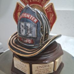 Collectable Courage Under Fire Music Box