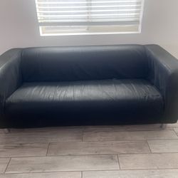 5 foot black couch