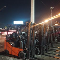FORKLIFT TOYOTA Serie 8 5000# 