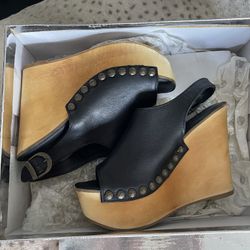 Womans Leather Shoes