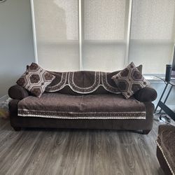  Stylish Sofa and Loveseat Set 