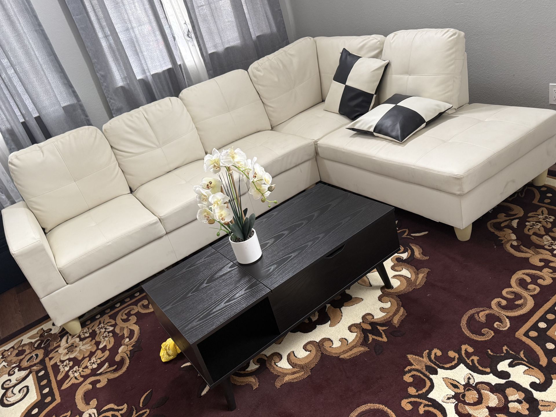 sofa with brand new table free and another sofa free