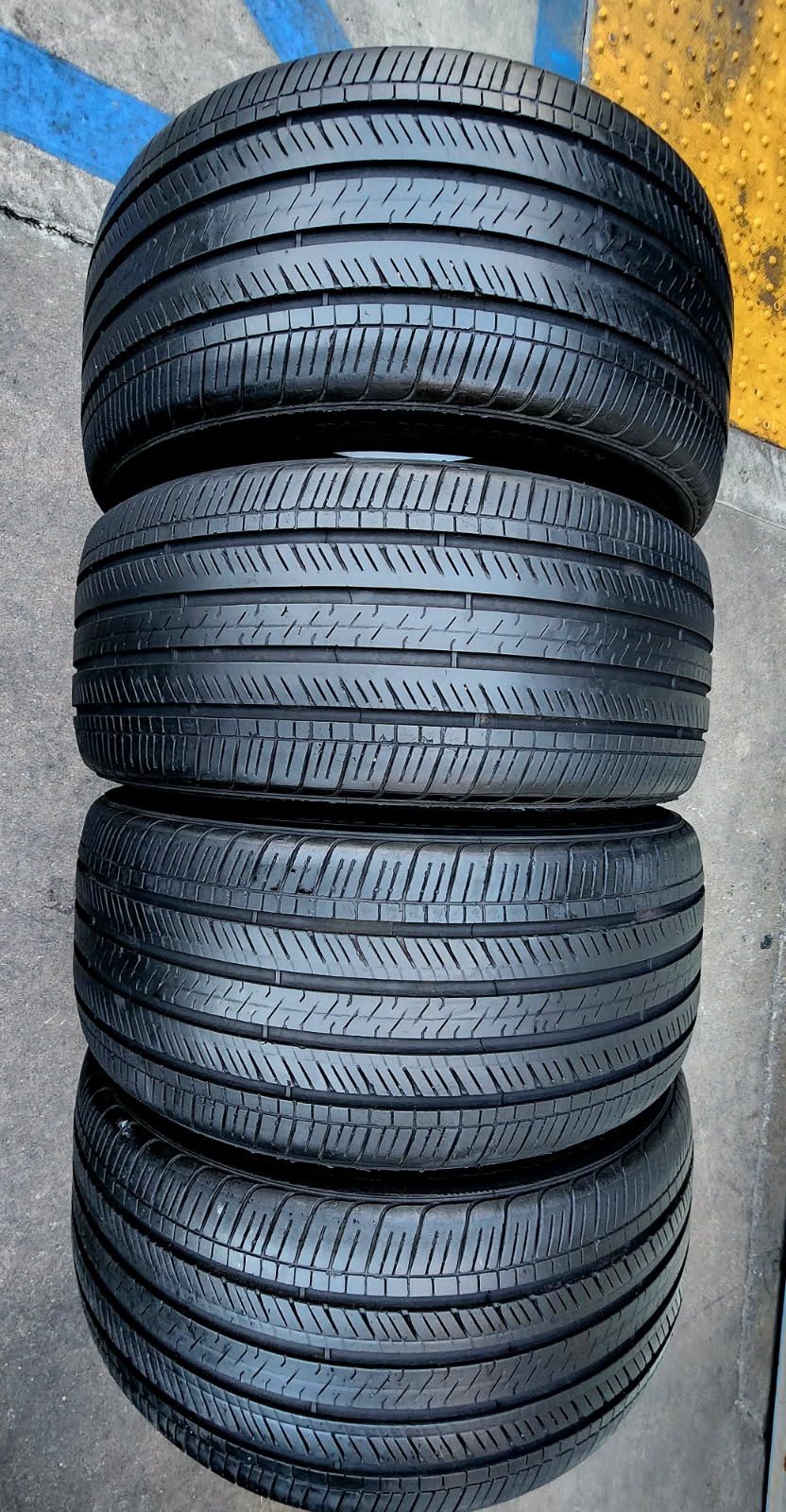 4 USED TIRES GOODYEAR 235/40/19