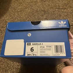 Brand New Adidas Shoes Size 6