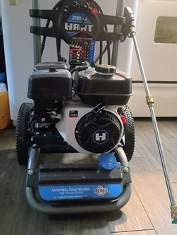 Gas powered power washer