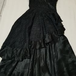 Black Sleeveless Dress