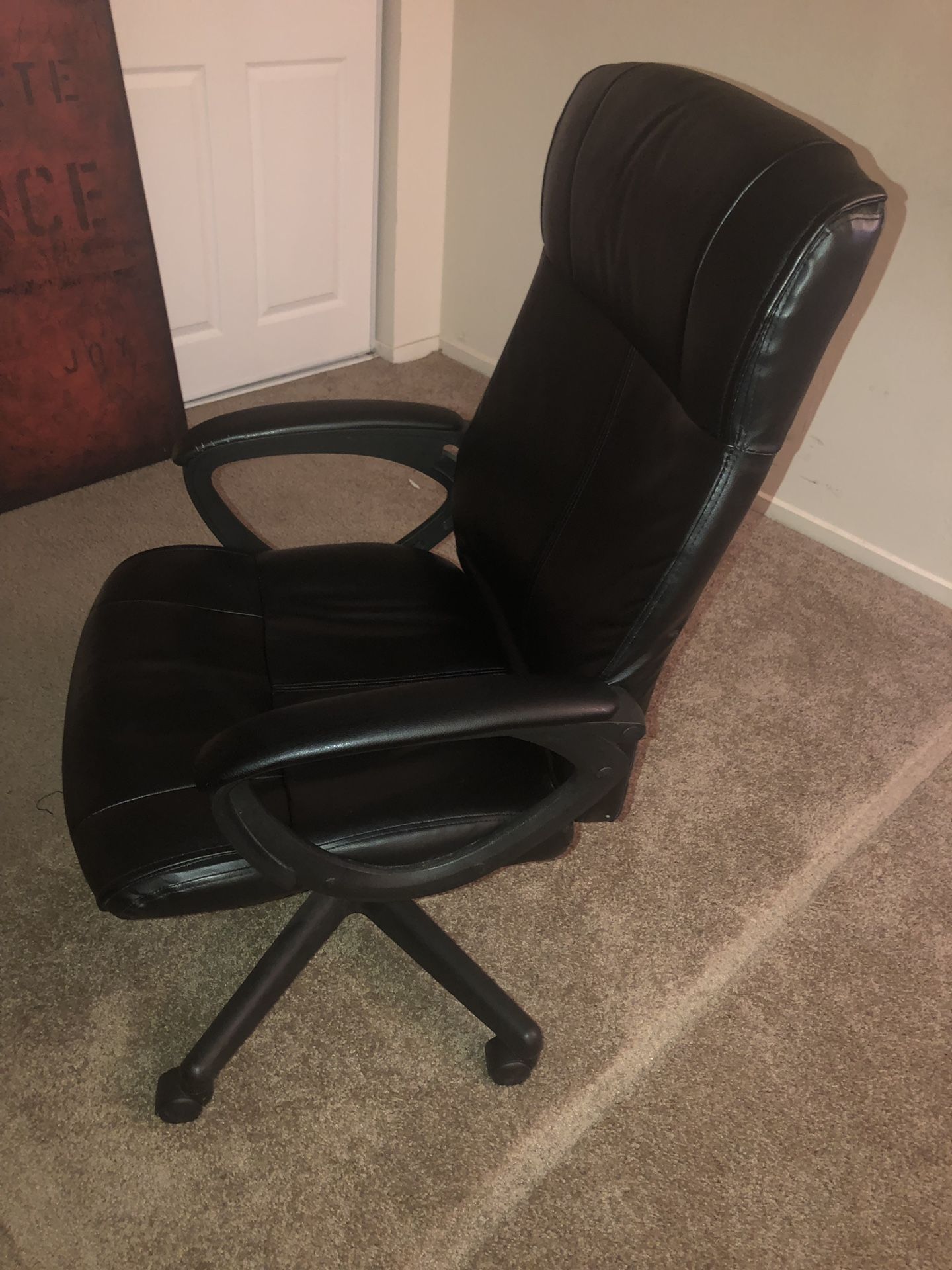 Desk chair