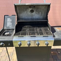 Gas Grill Used CharBroil for Sale in Phoenix AZ OfferUp