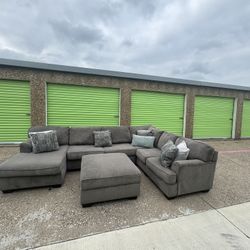 Light Grey 3pc W/ Ottoman Free Delivery