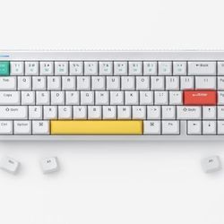 Mechanical gaming keyboard With PBT Keycaps