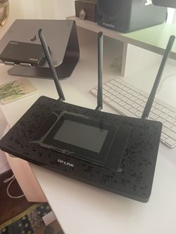 TP-Link AC1900 Touch Screen Wi-Fi Gigabit Router