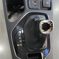 2019 to 2023 Jeep Cherokee Center Console / Gear Shifter Selector Bezel.