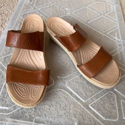 CROCS Tan/Brown Dual-Strap Slide Wedge Sandals Size 8W Adjustable