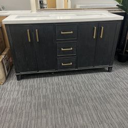72” Bathroom Vanity In Black 