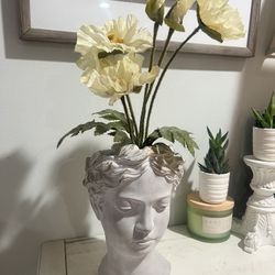 Beautiful Anthropologie Grecian Planter 