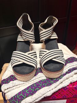 Tory Burch Women’s Size 9.5 (fits like a 9!) Black&White Espadrilles