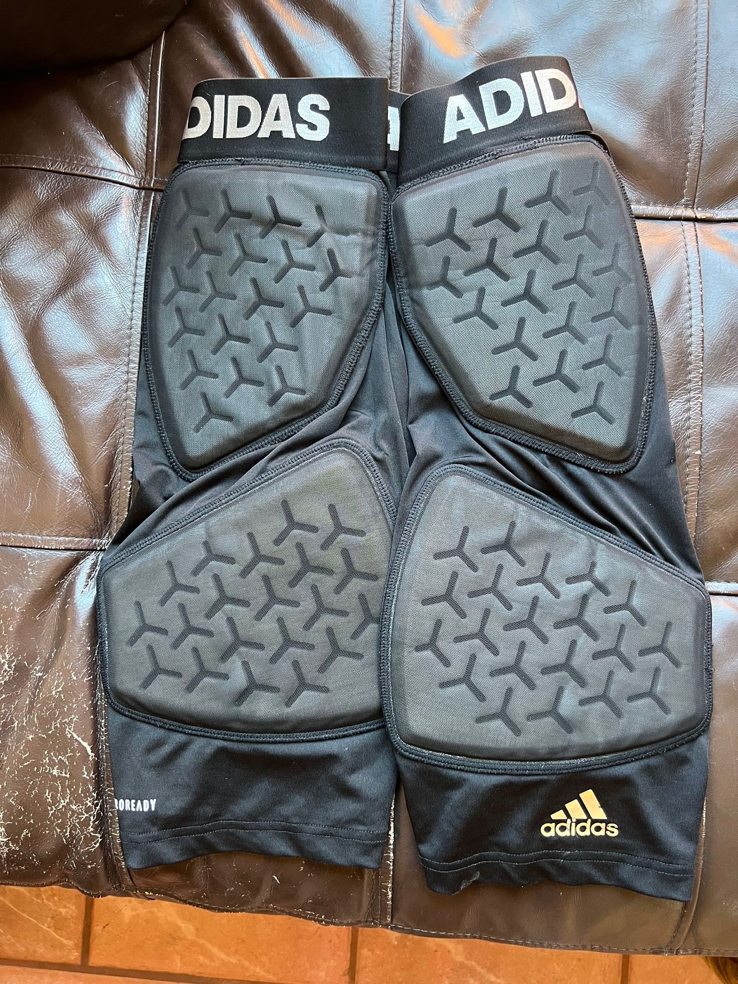 Adidas Adult MED Force Integrated Football 5 Pad Girdle EUC