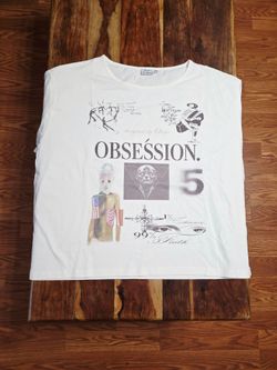 Onyx White 'OBSESSION' Men's Distressed Graphic Short Sleeve Tee. Size X-Large