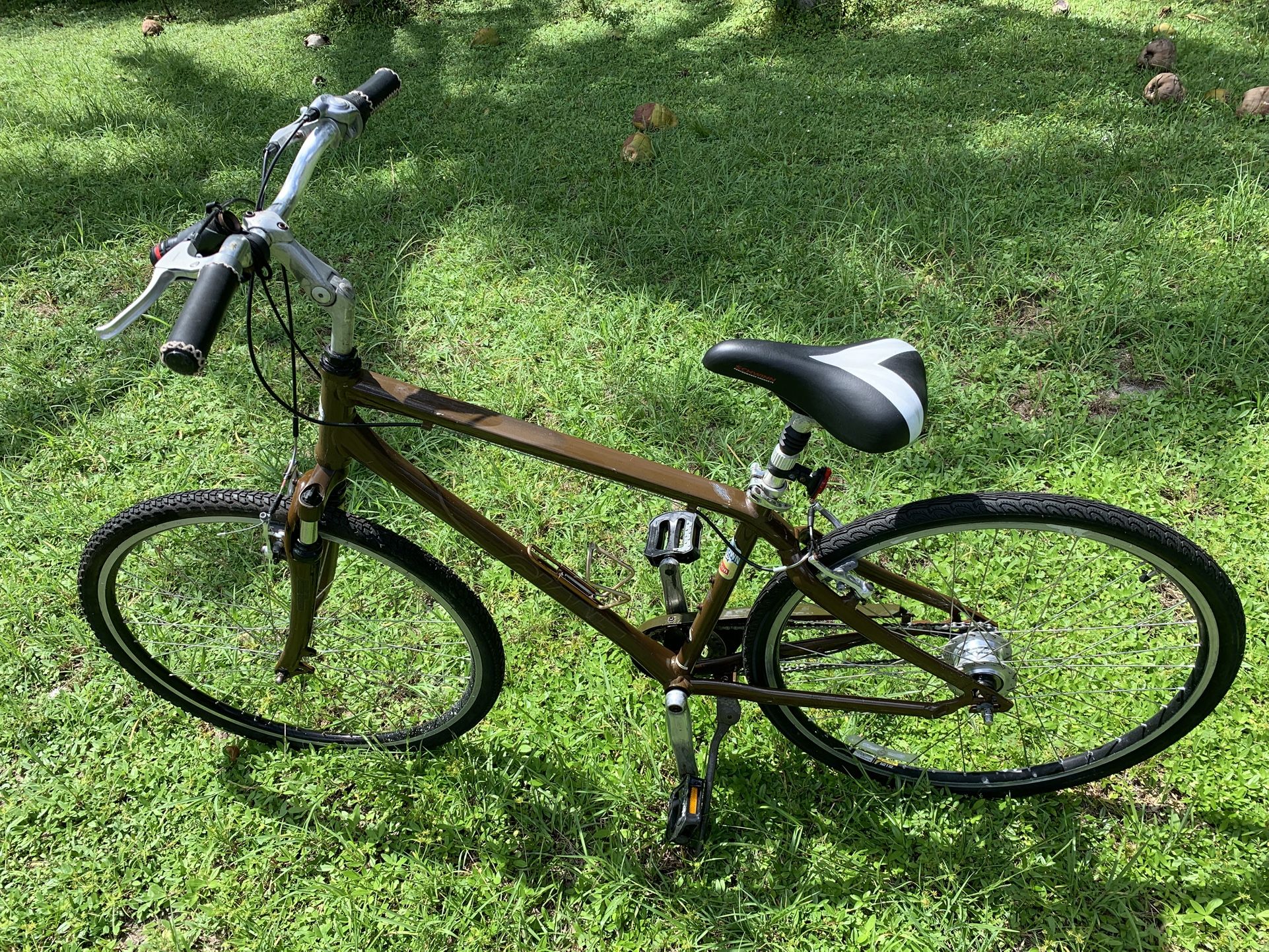 Giant Men’s Bicycle 28” Wheels