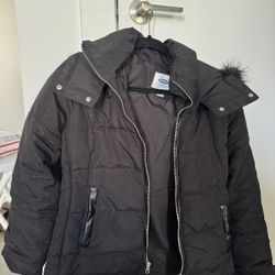 Black (M) Winter Coat With Hoodie