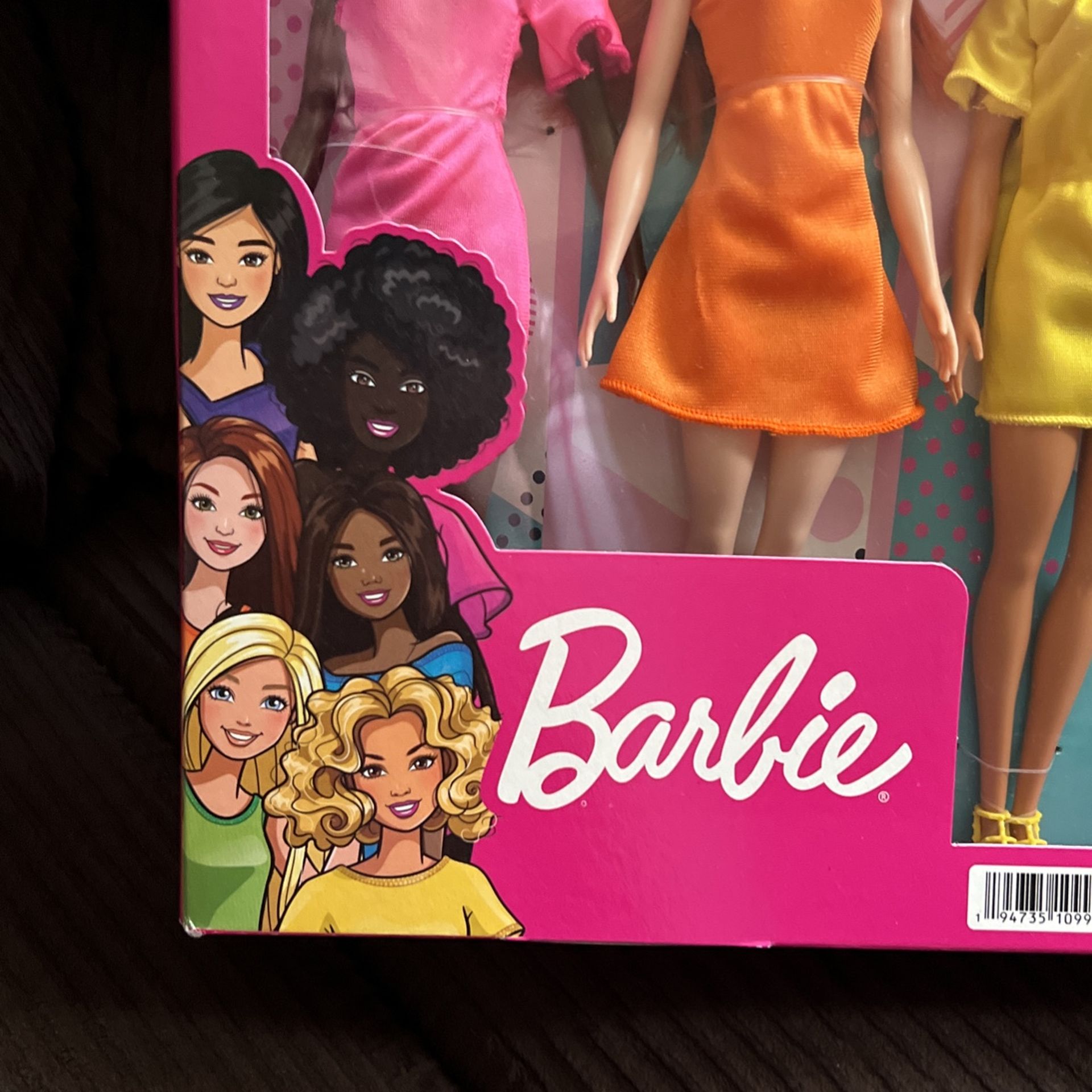 Barbie - 6 Doll Set