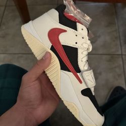 Travis Scott Trainers 