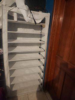 Single Tier Zippered Clothes Closet