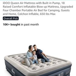 Air Mattress W/ Built In Pump ( Queen)