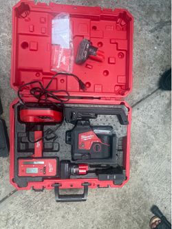 Milwaukee laser