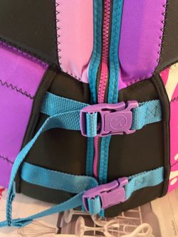Hyperlite Wake Co.  youth life vest