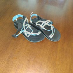 Chacos - Size 4