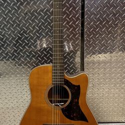 Yamaha Acoustic/electric Guitar 