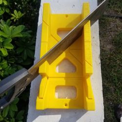 Home depot Miter Box With Saw