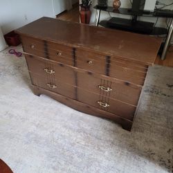 Free Dresser 