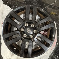 20 in OEM Toyota 4Runner Wheels Gloss Black (4)