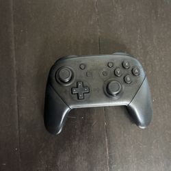 Nintendo Switch Pro Controller 