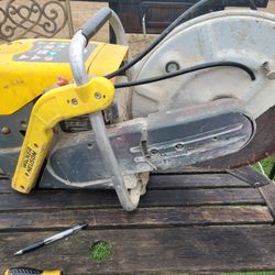Concrete Saw 