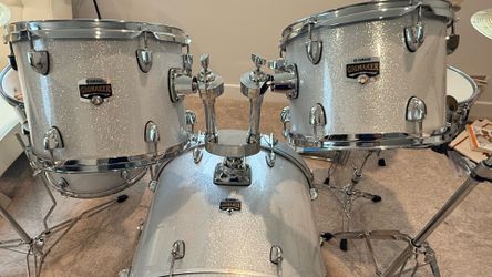 Yamaha Gigmaker drum set