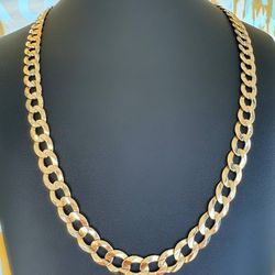 14k solid yellow gold Curb style 24.5” chain Necklace 62.2 grams 10mm