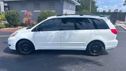 2010 Toyota Sienna