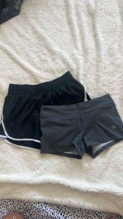 Athletic shorts
