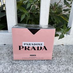 Prada Paradoxe Intense 