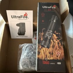 Tactical Flashlight Ideal For Security Guard Or Outdoor Activities 