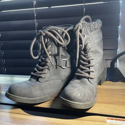 Gray Tall Boots By Rocket Dog Size 6.5 Women’s 