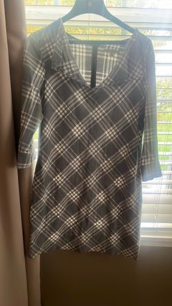 Banana republic -White and gray checkered dress
